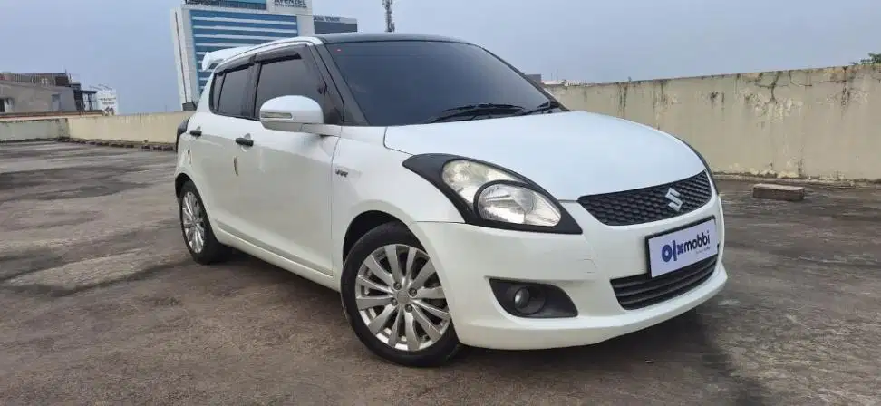 DP RENDAH Suzuki Swift 1.4 GX Bensin-AT 2014 EVB B