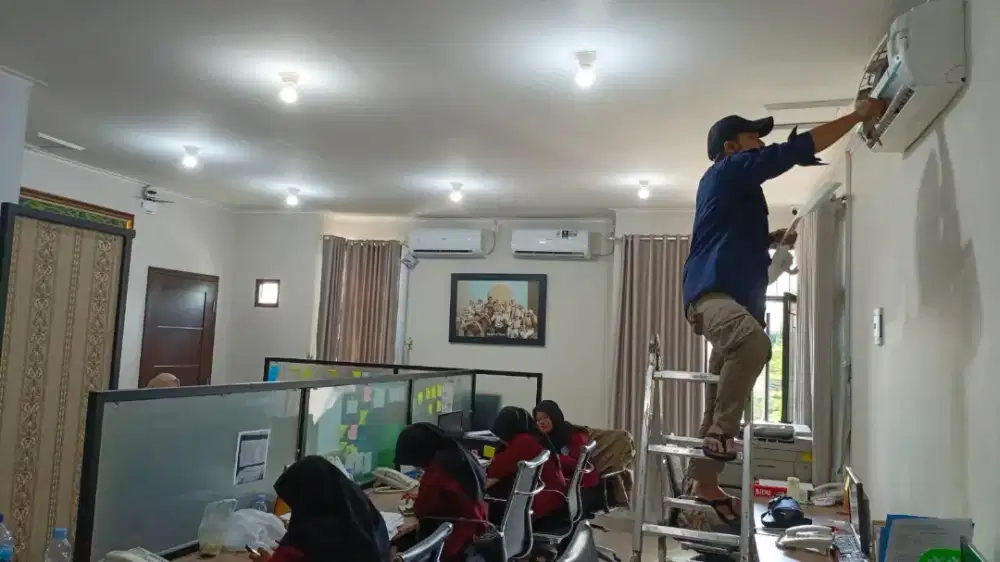 Pasang AC Service AC Cuci AC Bongkar Pasang AC