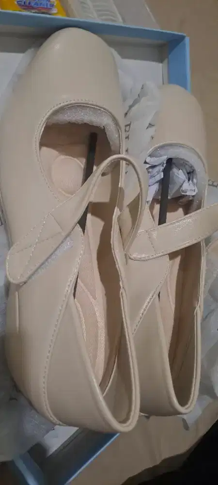 Sepatu Pantofel Wanita Paskibra Bahan Sintetis 4.5cm