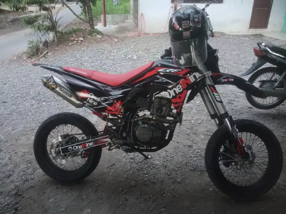 Crf tahun 2021 decal baru