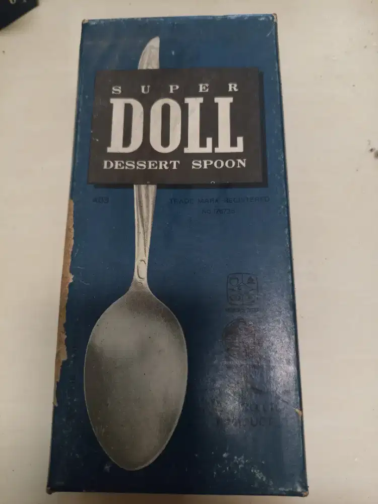 Sendok makan stanles merk doll