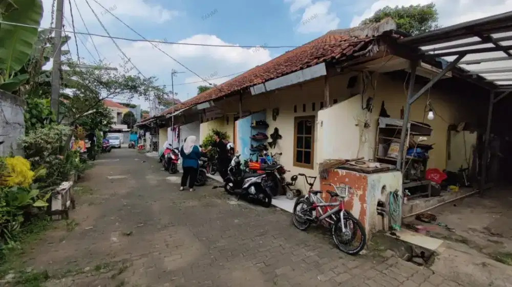 Dijual tanah 1098 meter masuk mobil pluss 10 kontrakan