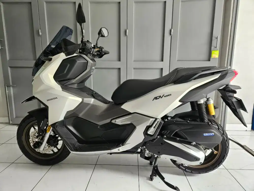 Low Km Honda ADV 160 ABS HSTC 2024 mulus jarang pakai