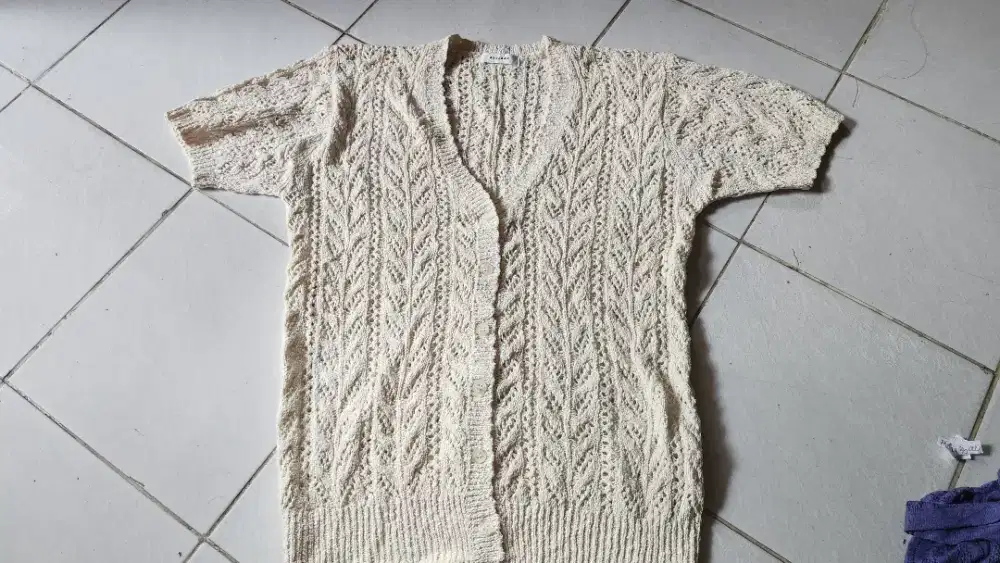 Brukat tangan pendekk