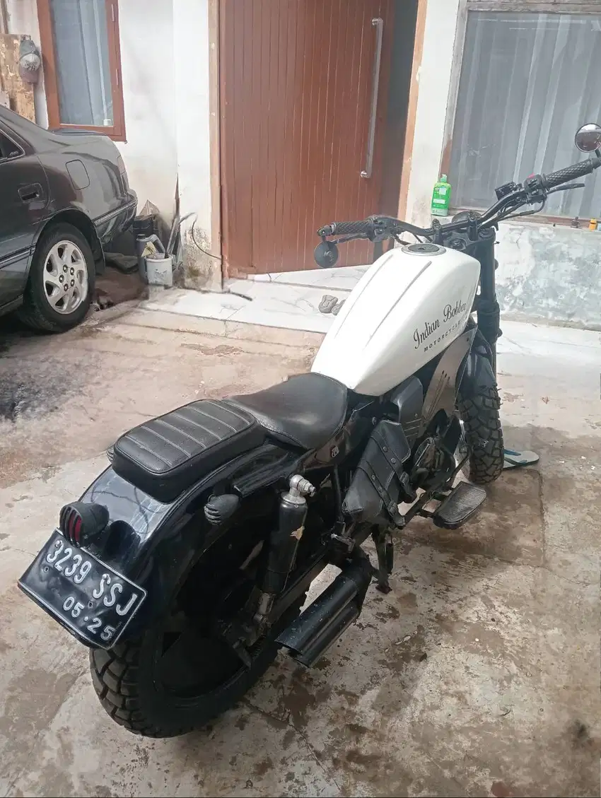 Byson Custom Bobber