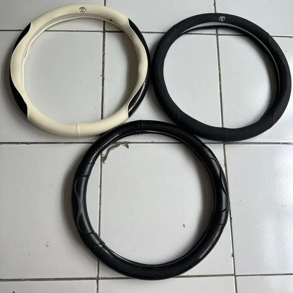 Sarung Stir Mobil Fortuner bahan import premium 3pcs