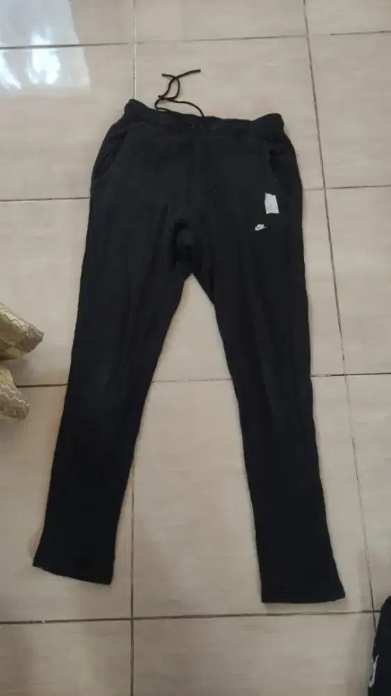 Celana cargo Nike size M