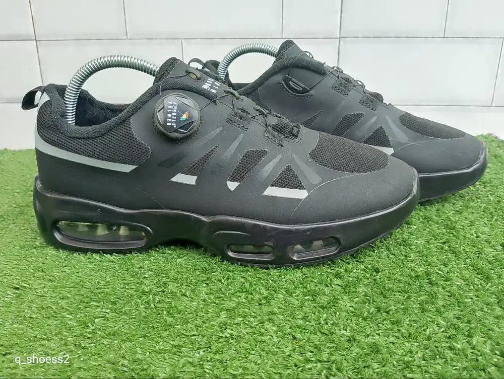 Sepatu outdoor Arnold Palmer