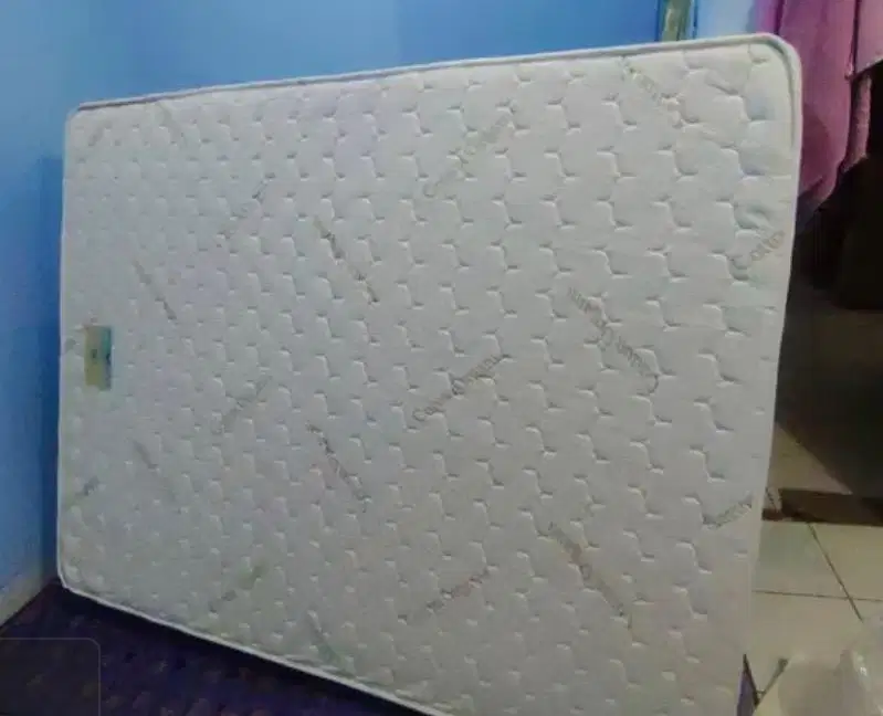 Kasur busa latex
