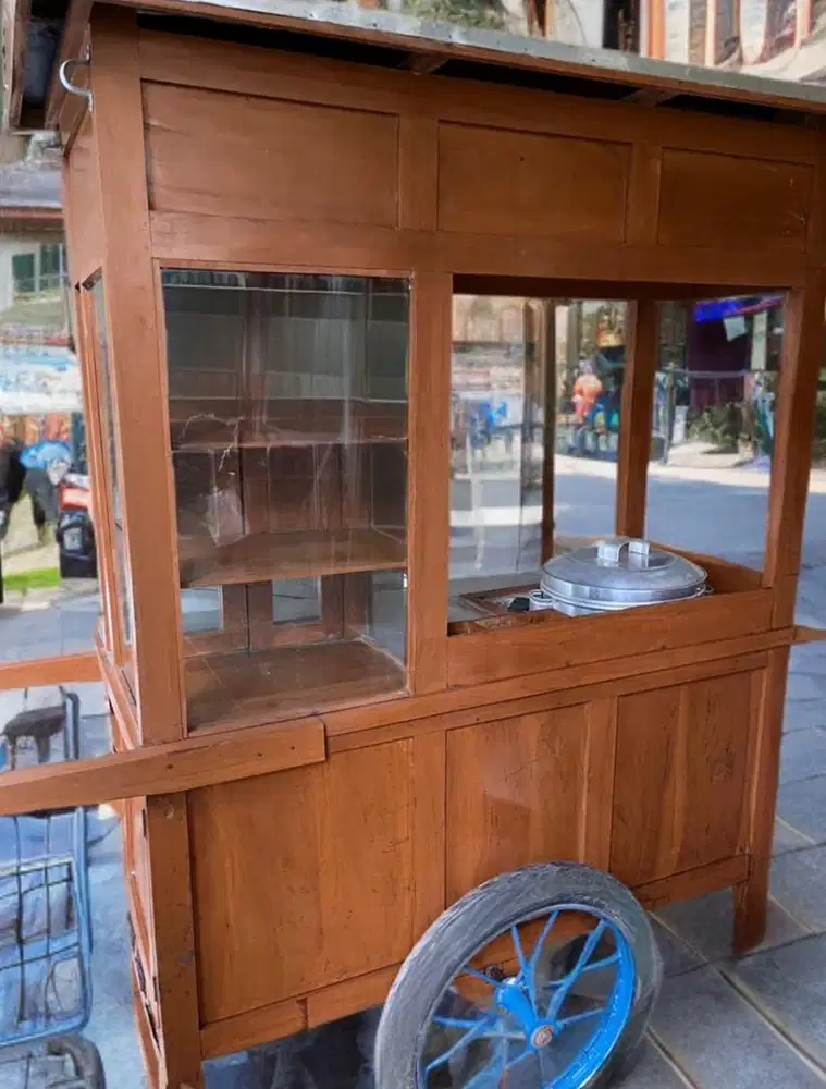 Gerobak Bakso Kayu Mahoni Kokoh – Murah &amp; Siap Usaha!