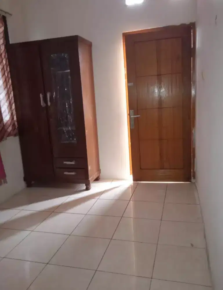 Kosan Wanita Murah Bisa Berdua Kamar Mandi Dalam Jakarta Selatan Kota