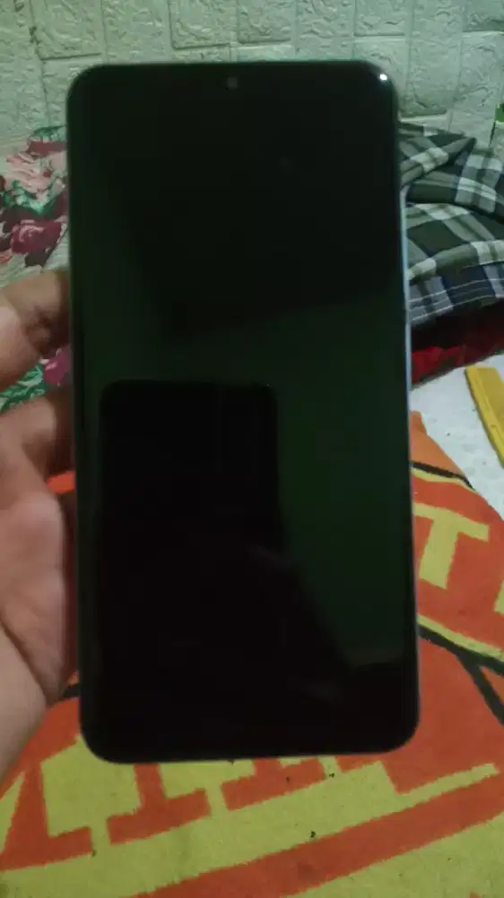 Advan G5 4/32 layar 6.2 inchi minus