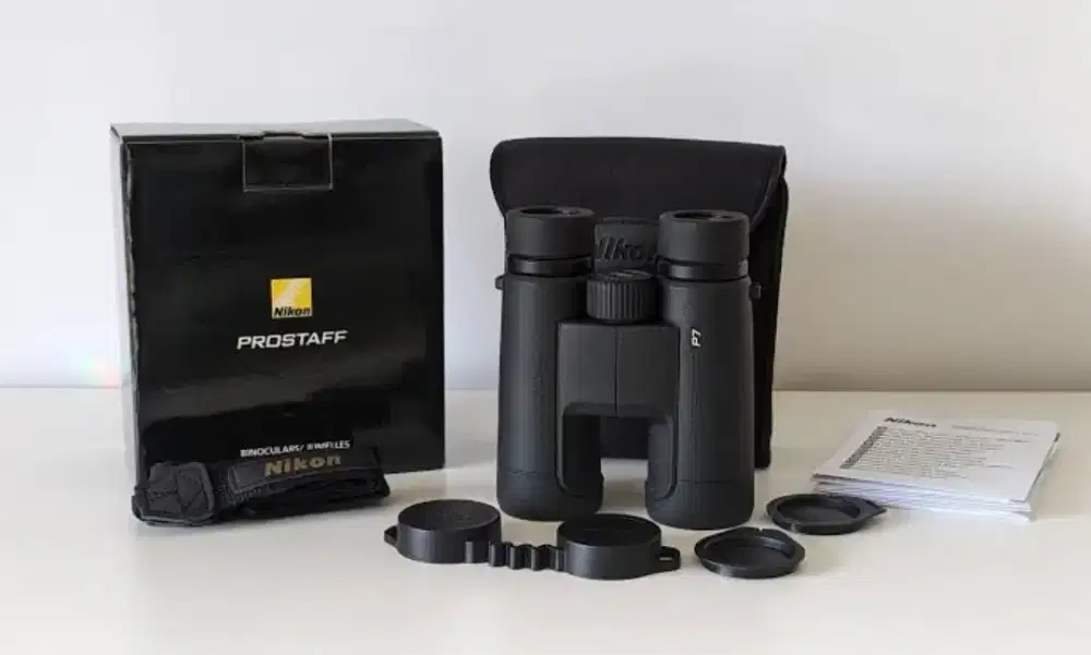 Teropong nikon prostaff p7 10x42