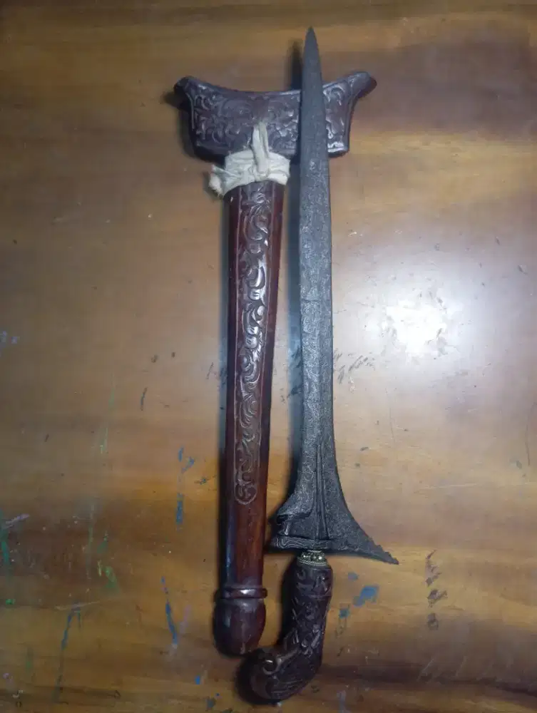 Pusaka keris sinom sepuh