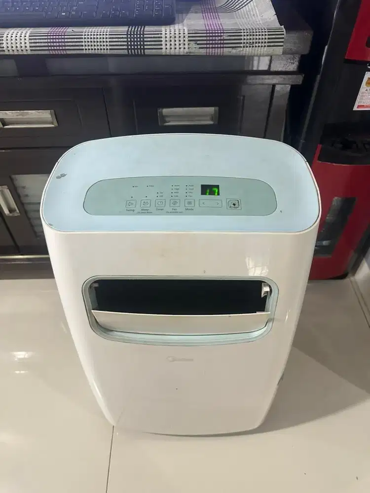 Ac Portable Freon merk “Midea” 1 Pk