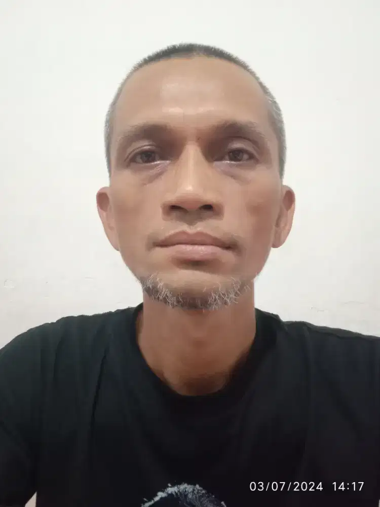 Cari kerja supir part time atau ojek motor antar jemput.