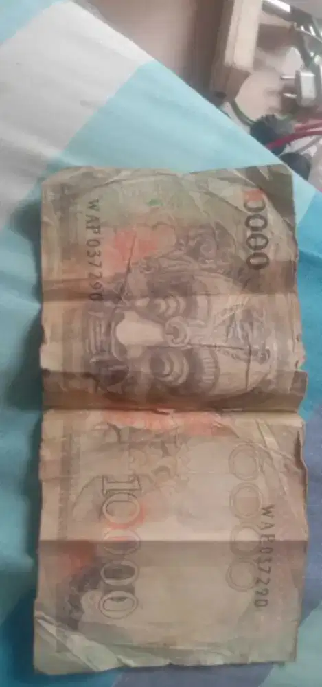 Uang Kuno 1000 Rupiah