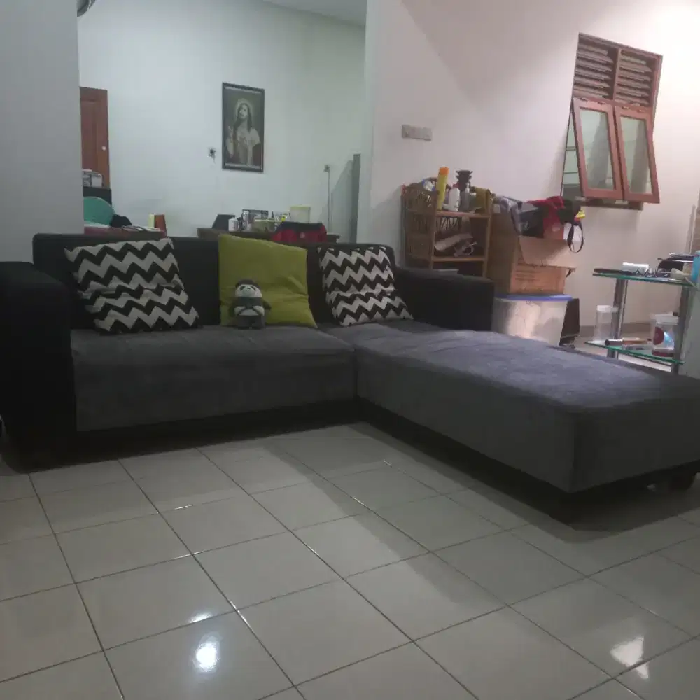 Sofa Sudut Hitam dan Abu-abu