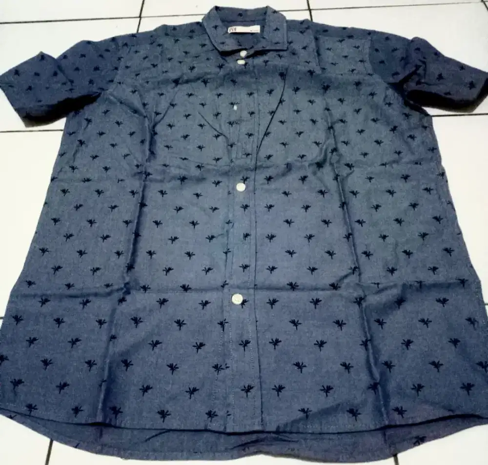 Juak kemeja Merk PADINI import malaysia Original. Size M