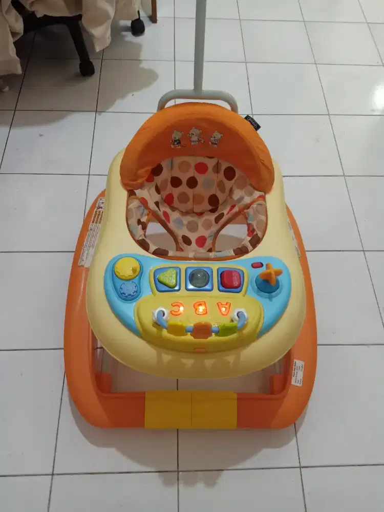 Baby walker pliko