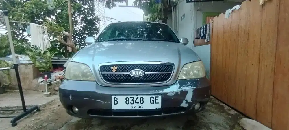 KIA Sedona 2004 AT