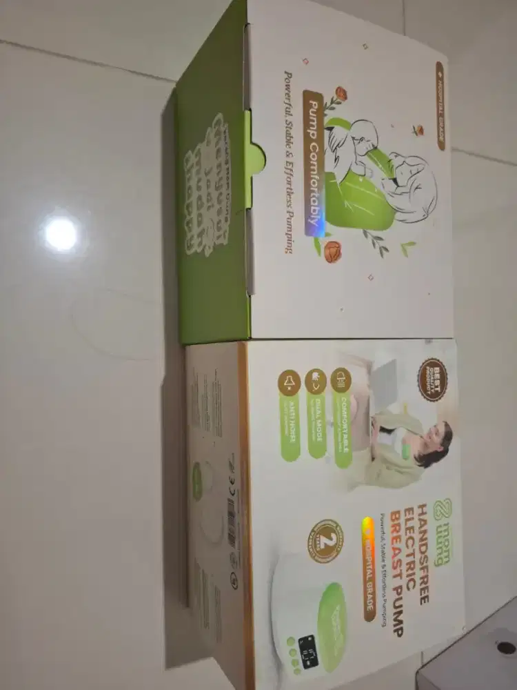 Handsfree electric breast pump