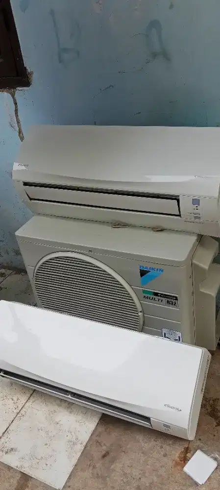 Ready unit Daikin multi Dengan 2 indor & 1 autdor full ORI full freon