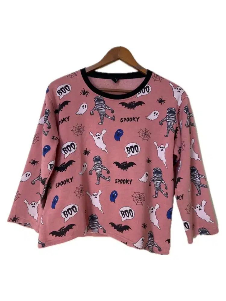 Outfix Basic Sweater Pink Halloween Preloved