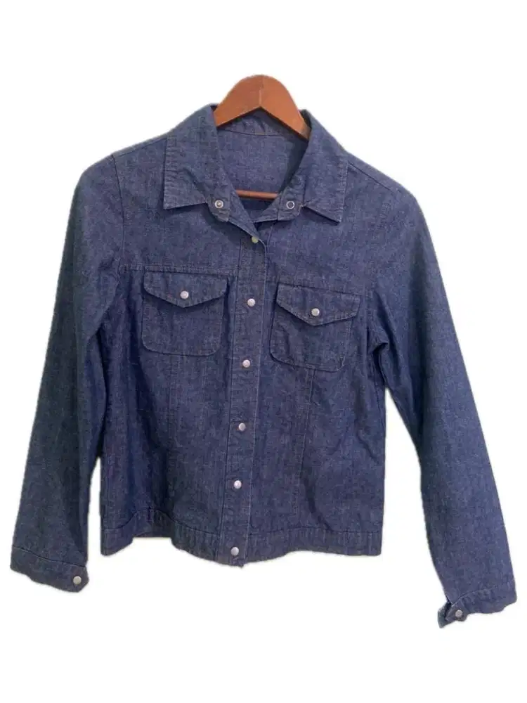Women’s Dark Blue Denim Jacket Preloved