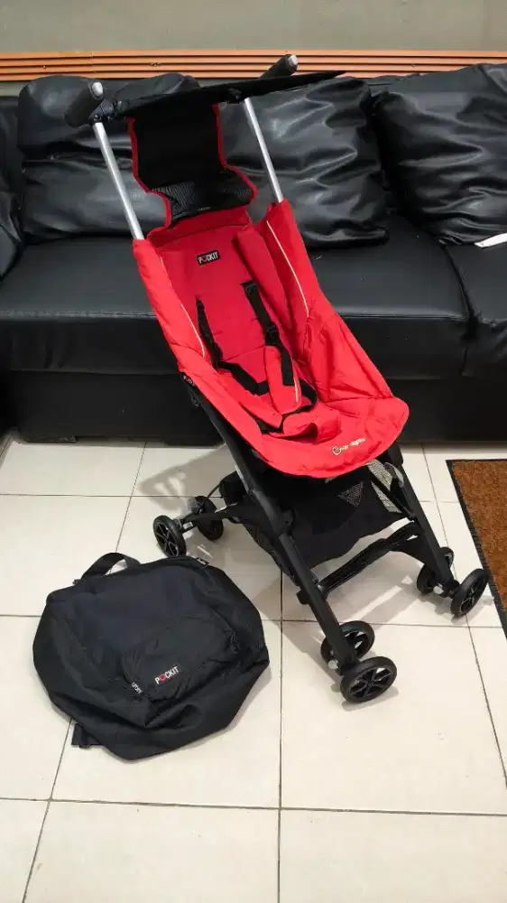 Stroller pockit gen 5 bisa rebahan, cabin size