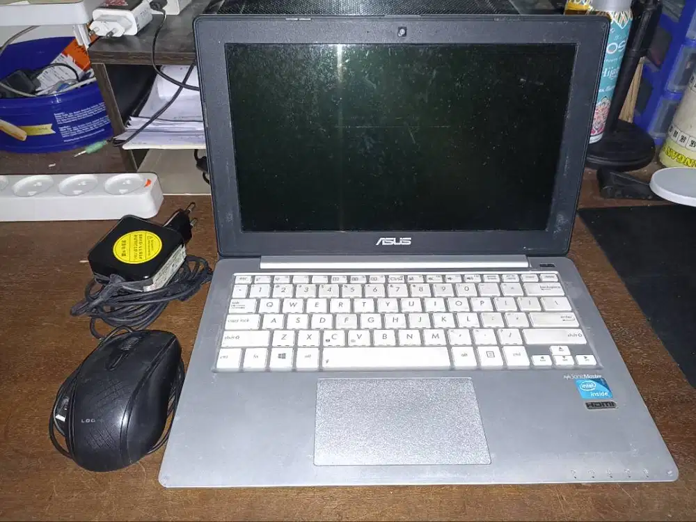 Laptop (Notebook) ASUS X201E