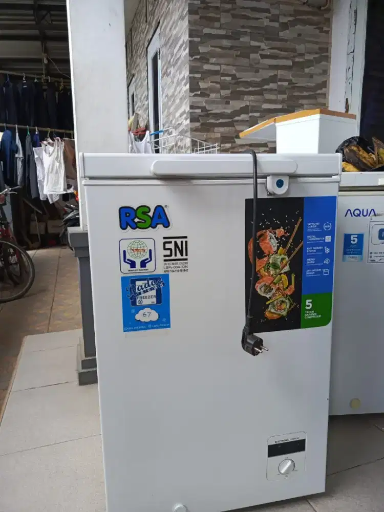 sewa rental freezer pendingin pliser priser es untuk froozen food asi