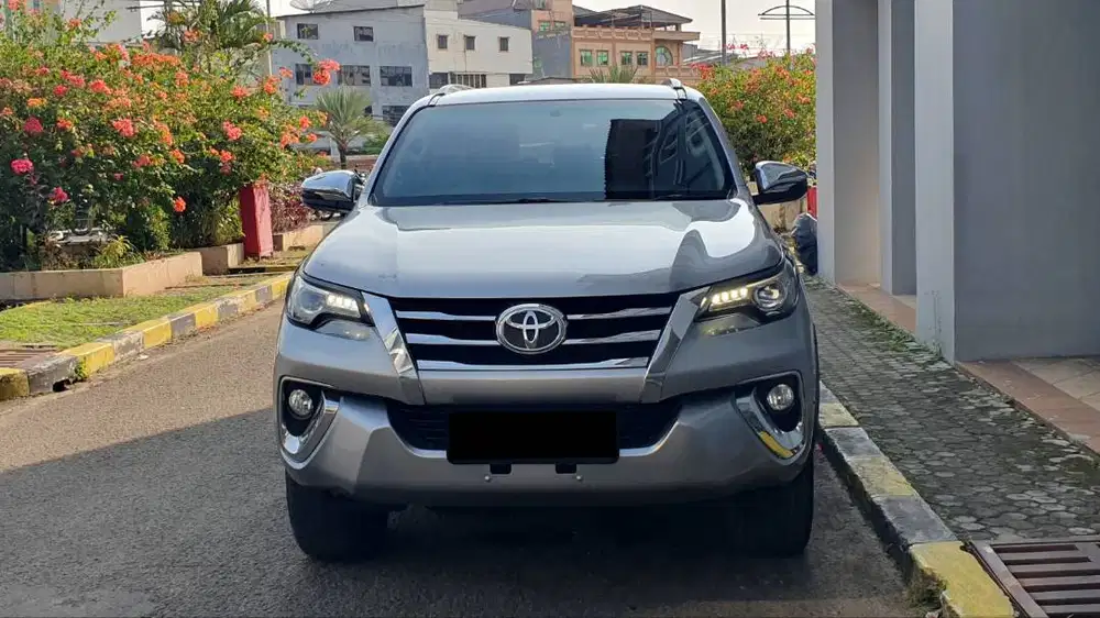 Toyota Fortuner 2.4 VRZ Diesel Facelift Doubledisk Cruise Control 2017