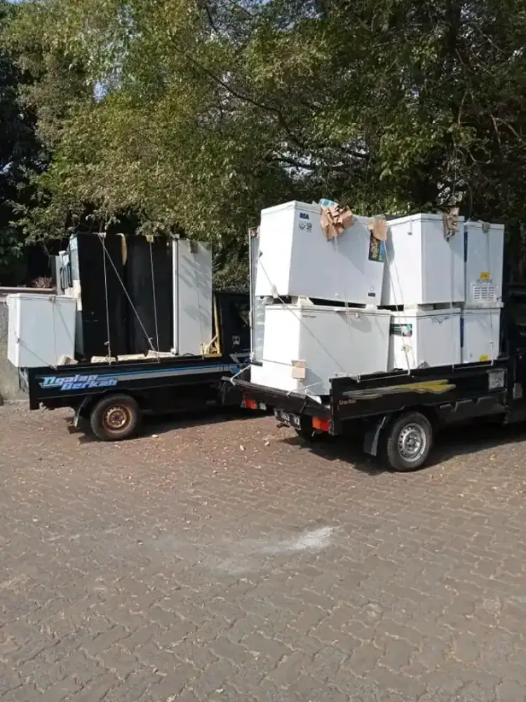 TERIMA ELEKTRONIK BEKAS/RUSAK AC,KULKAS, SHOWCASE, FREEZER BOX, DLL
