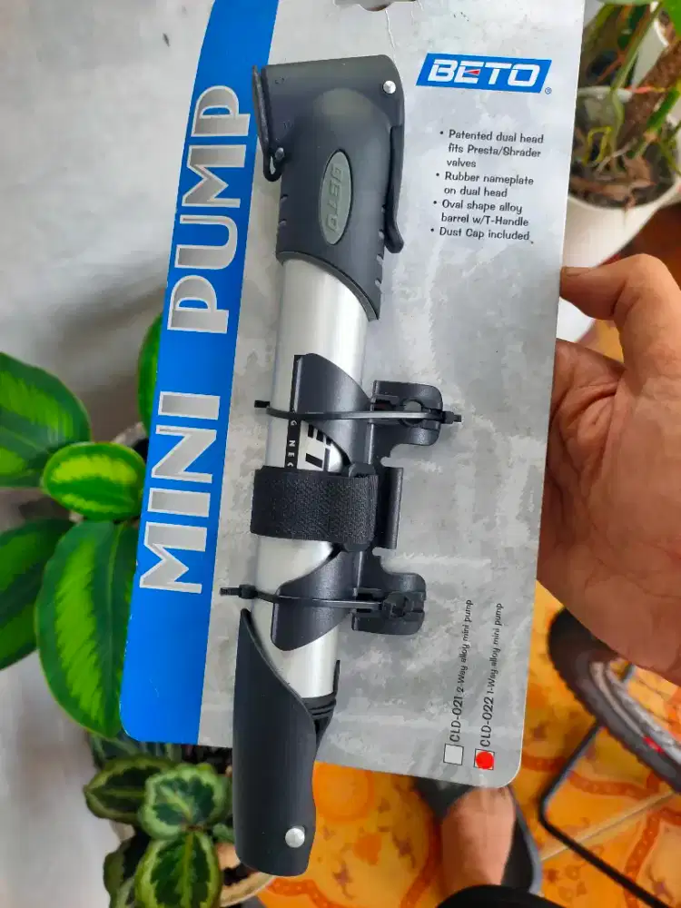 Pompa mini buat sepeda