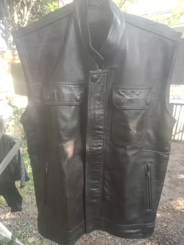 Rompi Jaket Kulit Lawas Antik