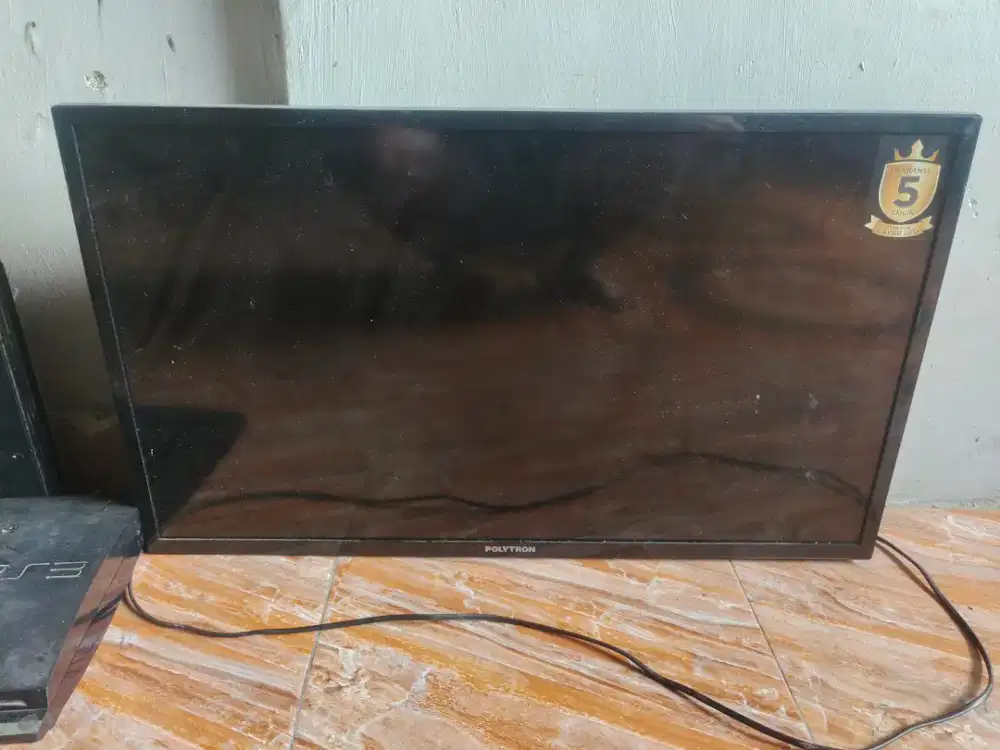 Tv rusak polytron 32inc blank hitam terakhir ada suara