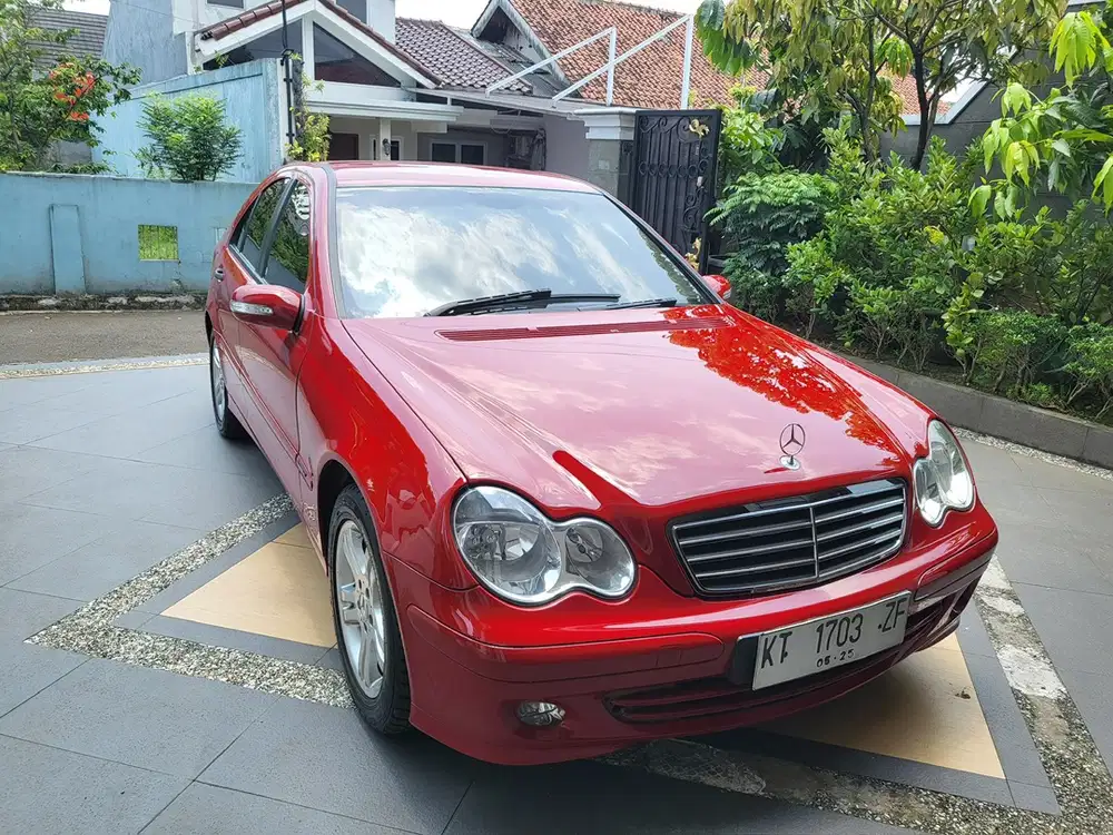 Mercedes-Benz C240 2005 Bensin