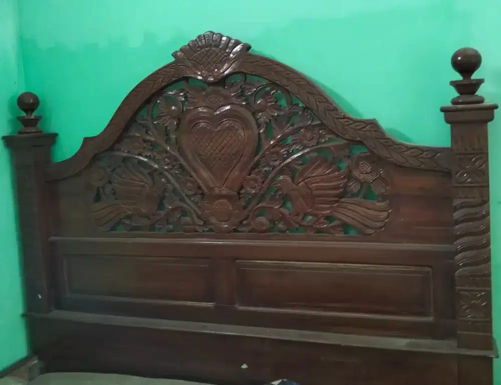 dipan jati ukuran 180x200