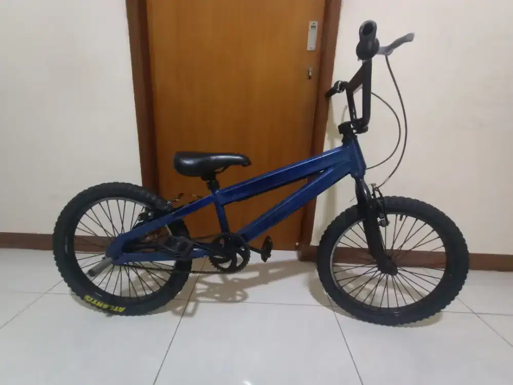 Sepeda bmx pacific