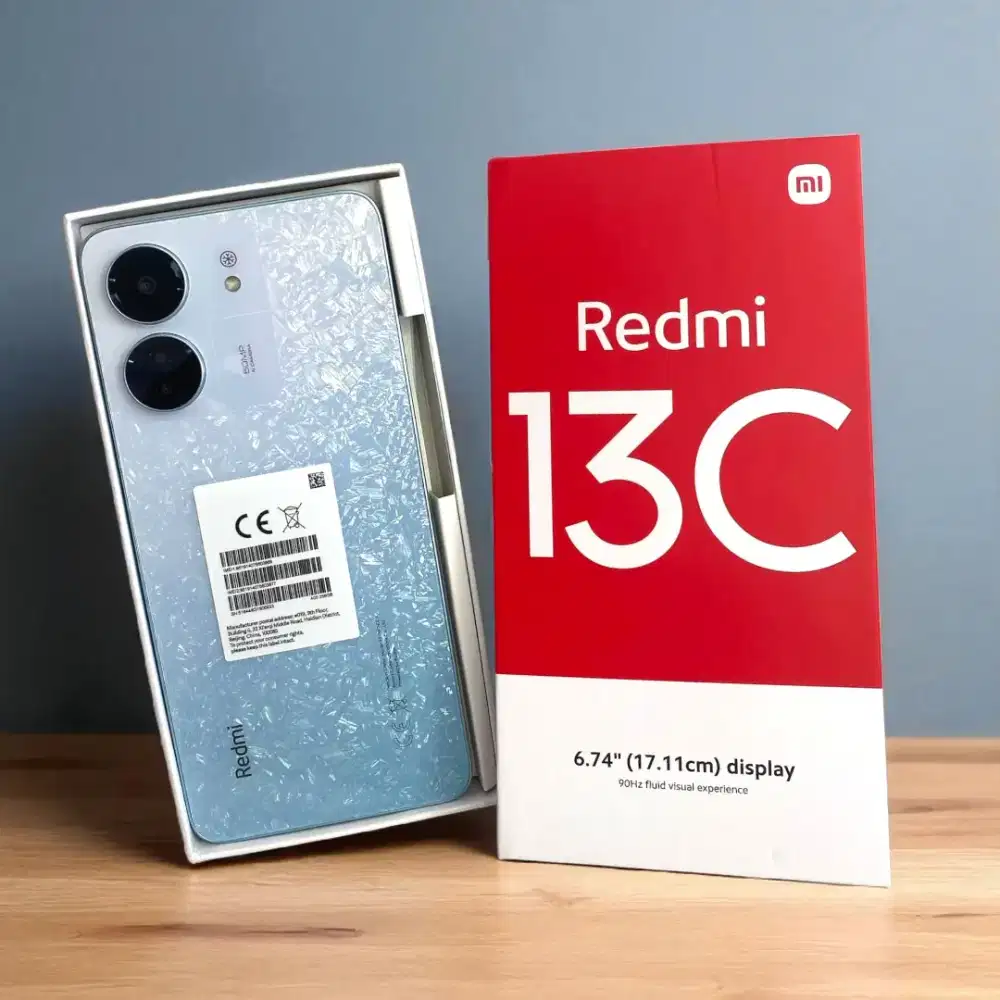 Ram 8GB internal 256GB - Xiaomi Redmi 13C bening
