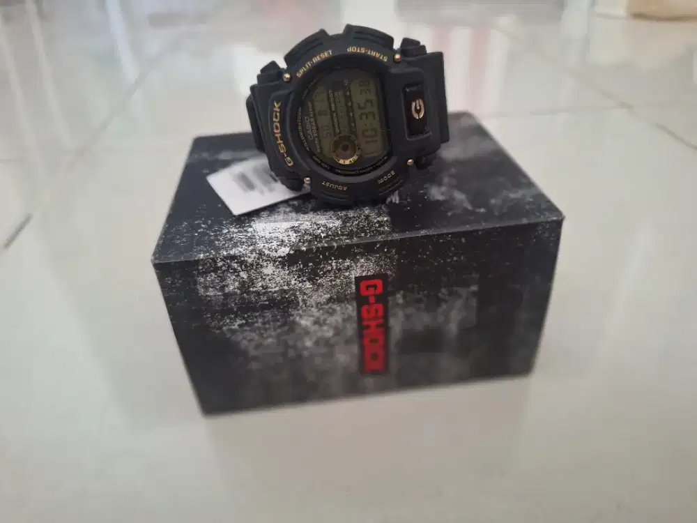 G-Shock Seri 9052

DW-9052GBX-1A9
