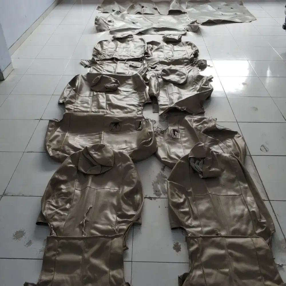 Cover Jok Toyota Kijang Innova Lama