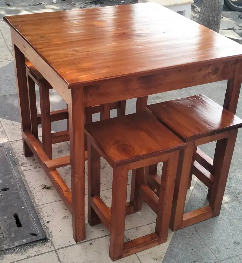 1Set meja makan+4kursi