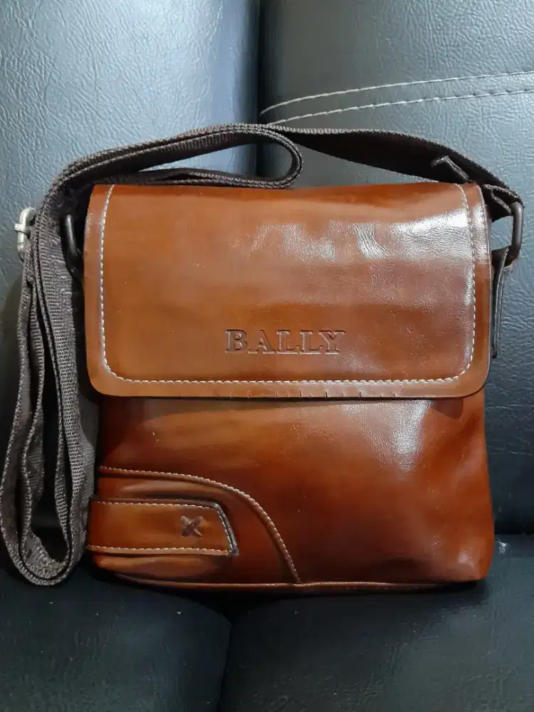 Sling Bag Bally