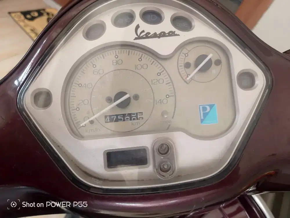 Vespa LXV 150 Plat B