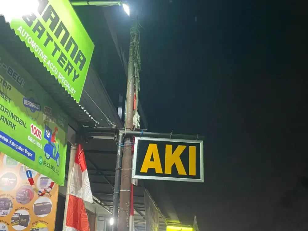 Aki mobil bergaransi