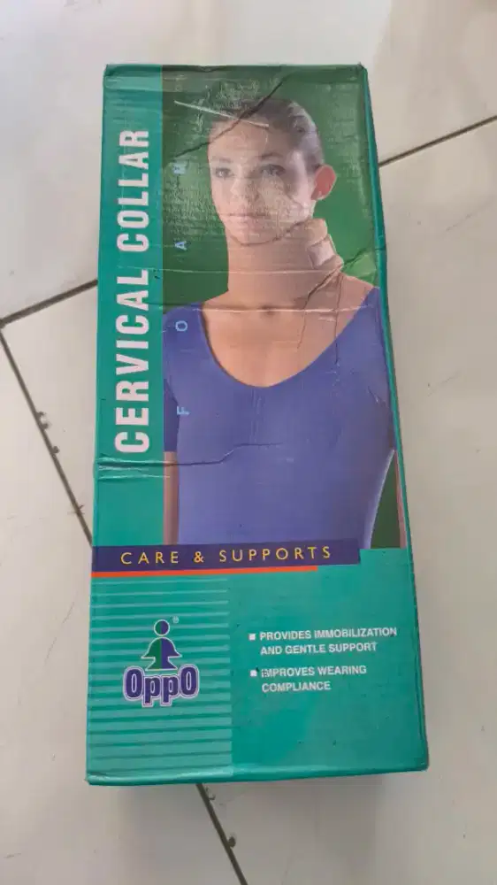 Penyangga leher foam oppo
