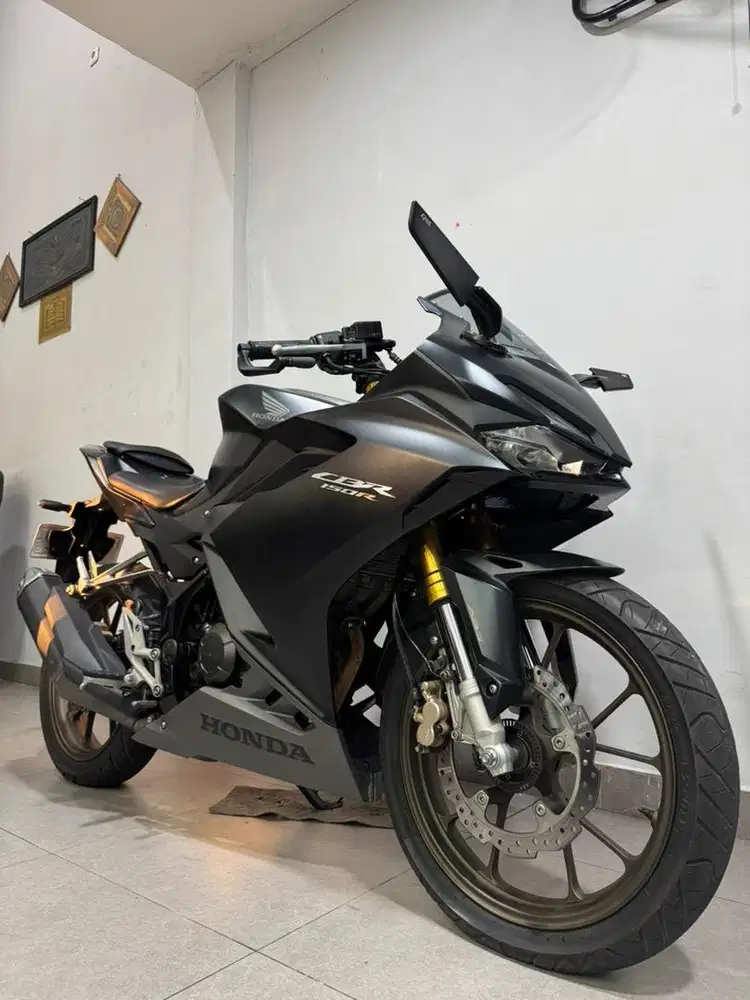 CBR 150 ABS New Model 2024 Full Original Mulus Pajak Panjang 150R ABBA