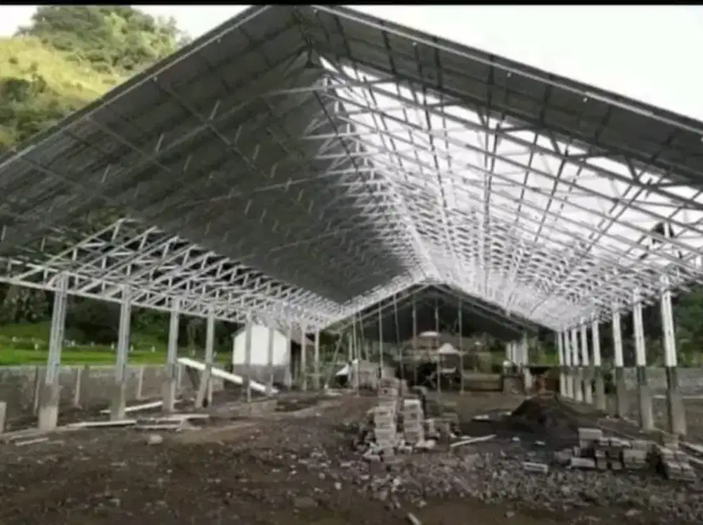 Pemasangan rangka baja ringan